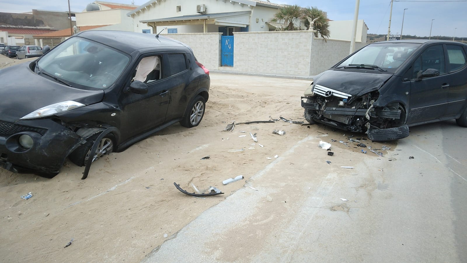 Incidente stradale sul lungomare di Scoglitti: ferite due donne