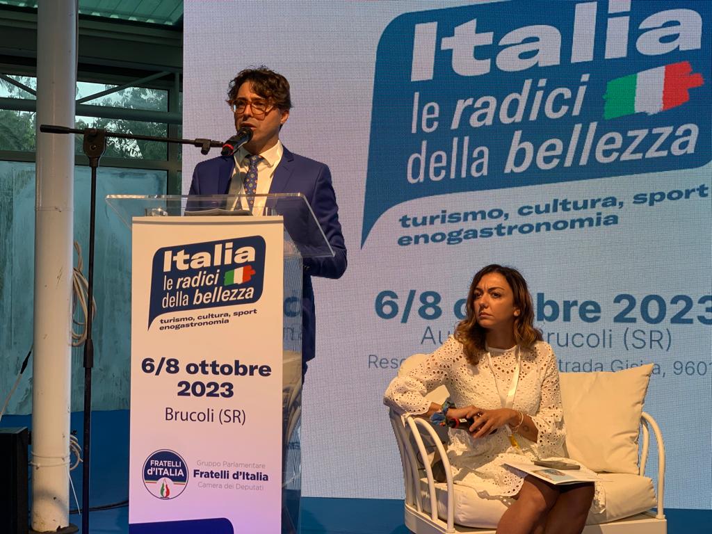On Auteri: 3 giorni di grande successo, a Brucoli, per “l’Italia, le radici della bellezza” -Video
